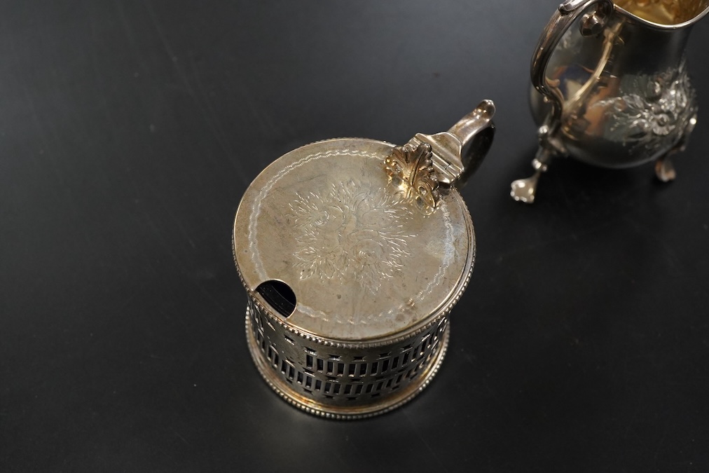A Victorian pierced silver drum mustard por and cream jug first heoght 6cm., weight approx. 5.79ozt